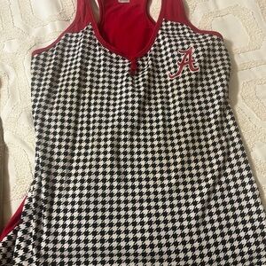 Sideline Apparem Red and Black Houndstooth Alabama Tank Top